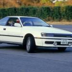【画像】隣近所は皆同じ！　石を投げれば当たるほど売れまくったトヨタ車７選 〜 画像8