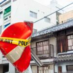 標識グッチャチャ！　センターライン消えてる！　道路の異常はいま「ライン」で簡単に通報可能だった